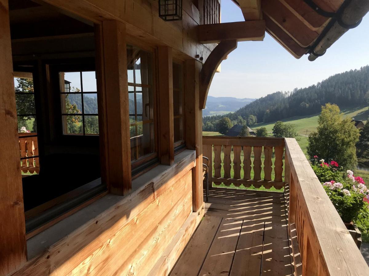 Urbanshof Ferienwohnungen Hinterzarten Exterior photo